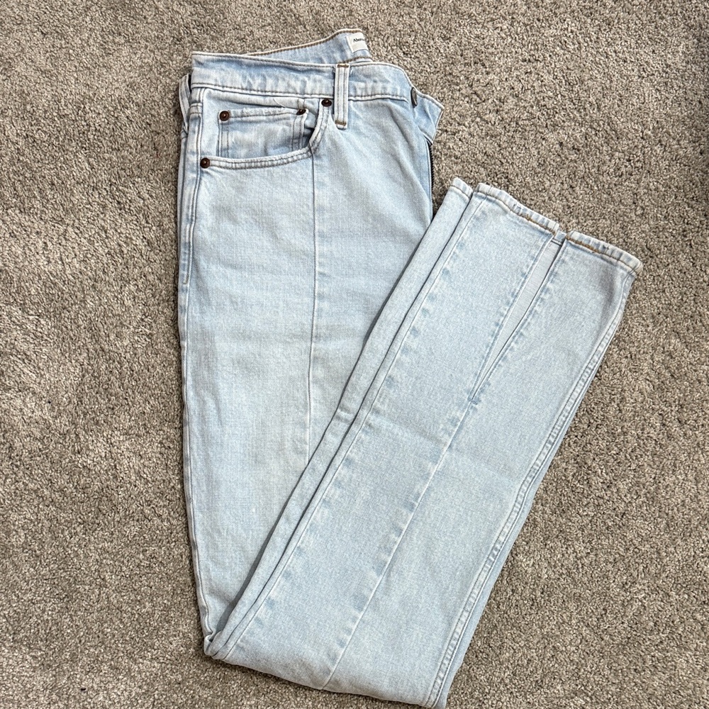 Abercrombie & Fitch Light Wash High Rise Jeans